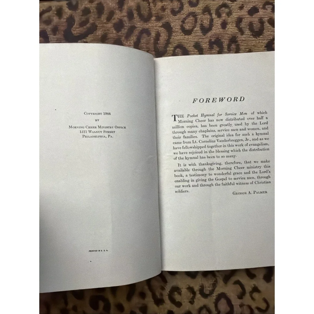 A Leatherneck Looks at Life Cornelius Vanderbreggen Jr. (1944) PB Ww2 Marine VTG